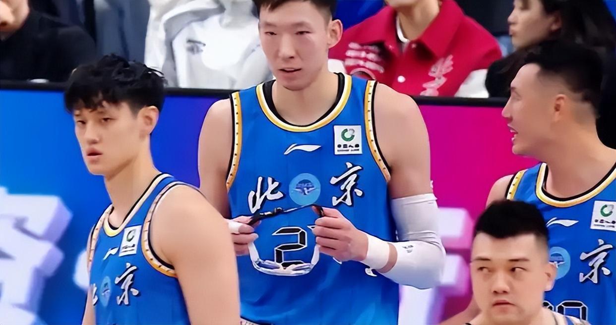 OD体育官网-CBA疯狂一夜！深圳反绝杀浙江，上海19分狂胜北京，辽篮惜败山西